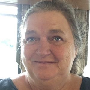 Meet your Posher, Brenda